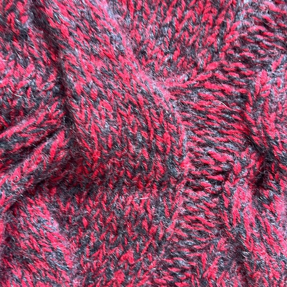 BLUE Saks Fifth Avenue cashmere sweater - Picture 3 of 9